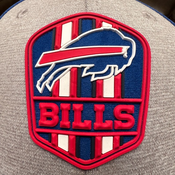 Buffalo Bills NEW w/o tags Embellished Rubber Logo, BILLIEVE Tag NFL Hat - Picture 2 of 7